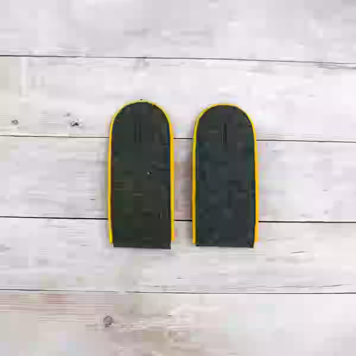 Heer M40 Enlisted Men's Shoulder Boards Signals Heer M40 Enlisted Men's Shoulder Boards Signals – Premium Replica, made of Feldgrau wool with yellow piping