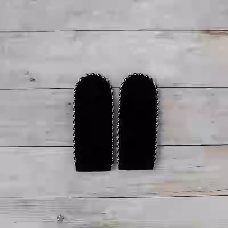Panzer Totenkopf Armored Engineer Enlisted Men's Shoulder Boards Panzer Totenkopf Armored Engineer Enlisted Men's Shoulder Boards – Premium Replica, made of Black wool with silver and black piping